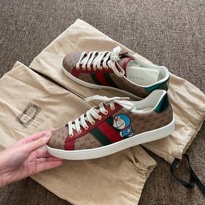 gucci mens doraemon ace sneaker gucci size5.5 39.5 us6